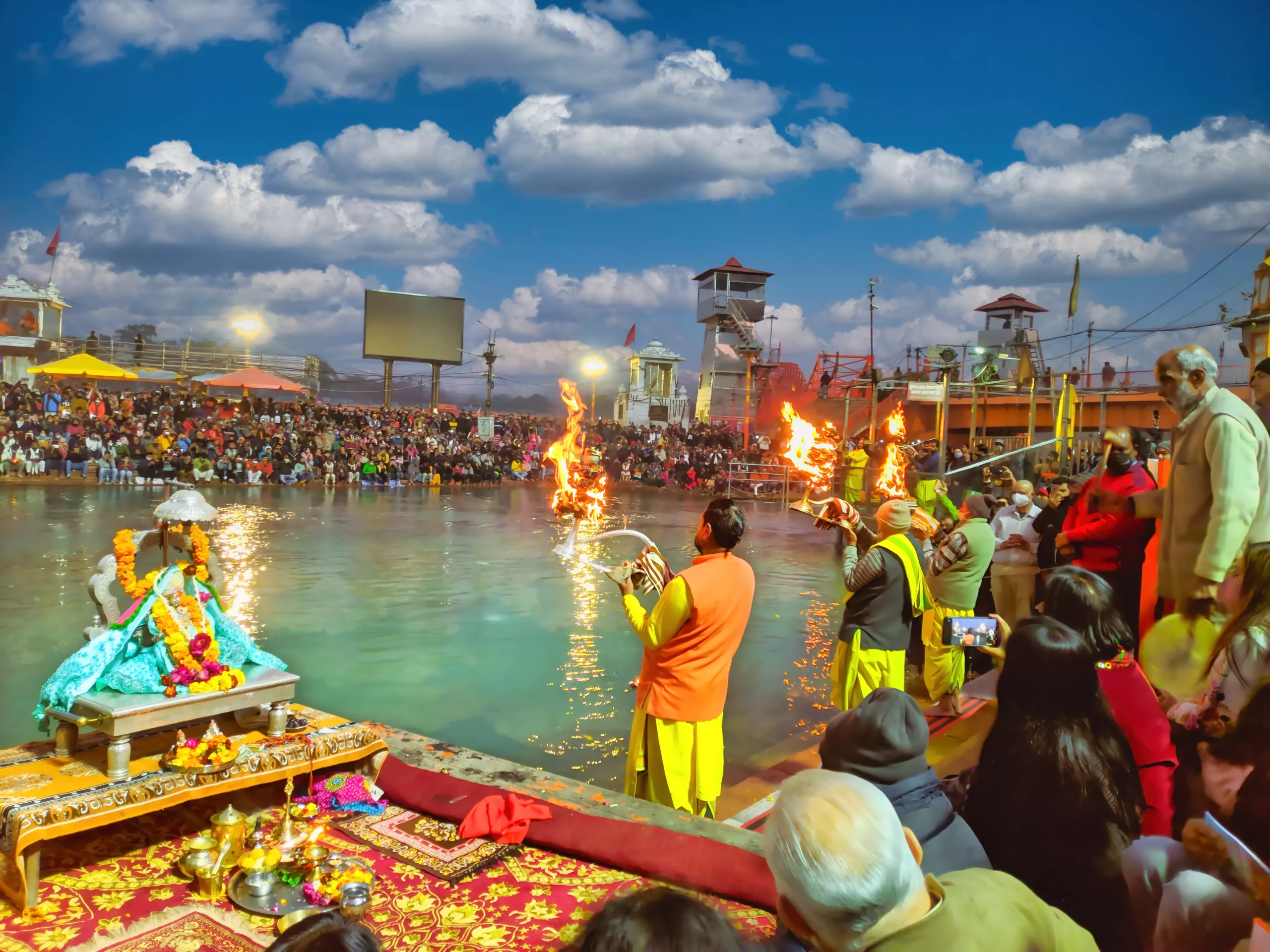 The Phenomenal Ganga Aarti At Haridwar Timing Of Ganga Aarti At 