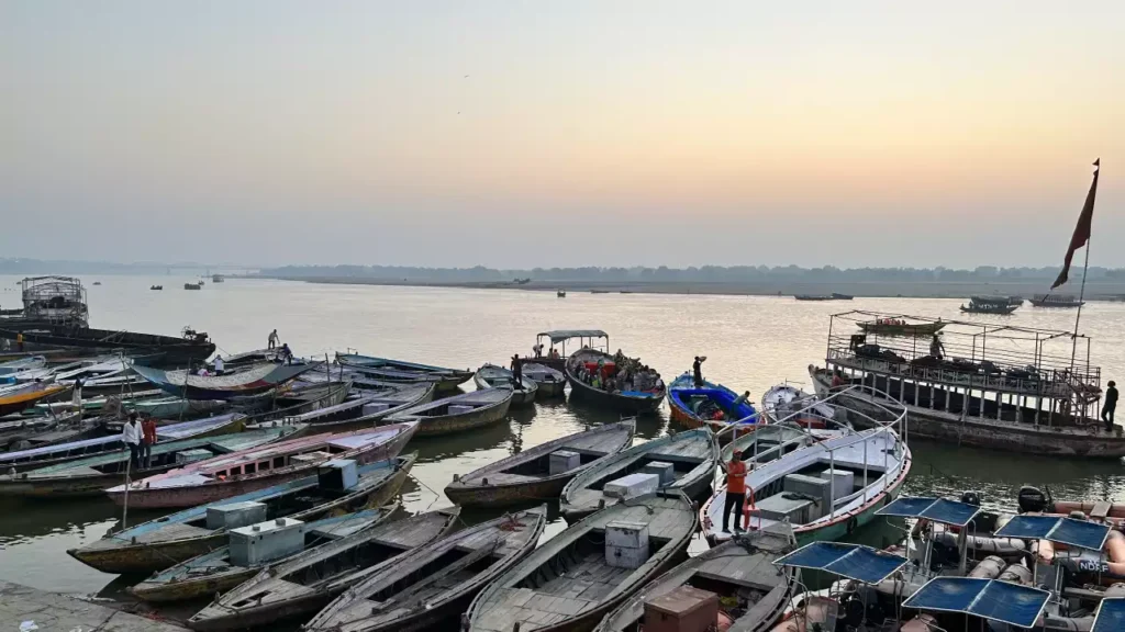 Image showing ghat of varanasi-When to do asthi visarjan in Varanasi