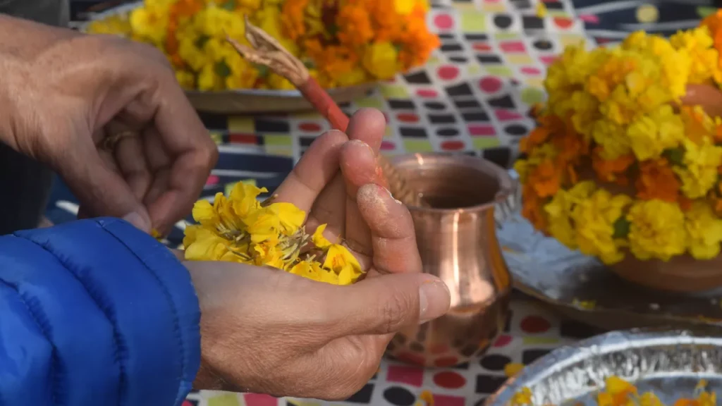 Premium Asthi Visarjan for Odisha pilgrims in Prayagraj