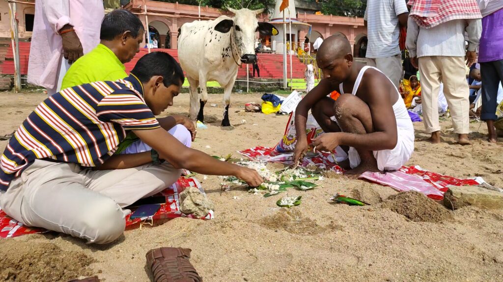 What items and preparations are required before going to Gaya for Pind Daan?