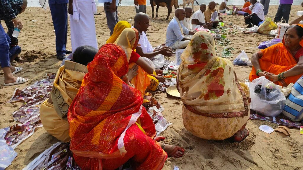 What exactly does performing Shraddh in Gaya involve?