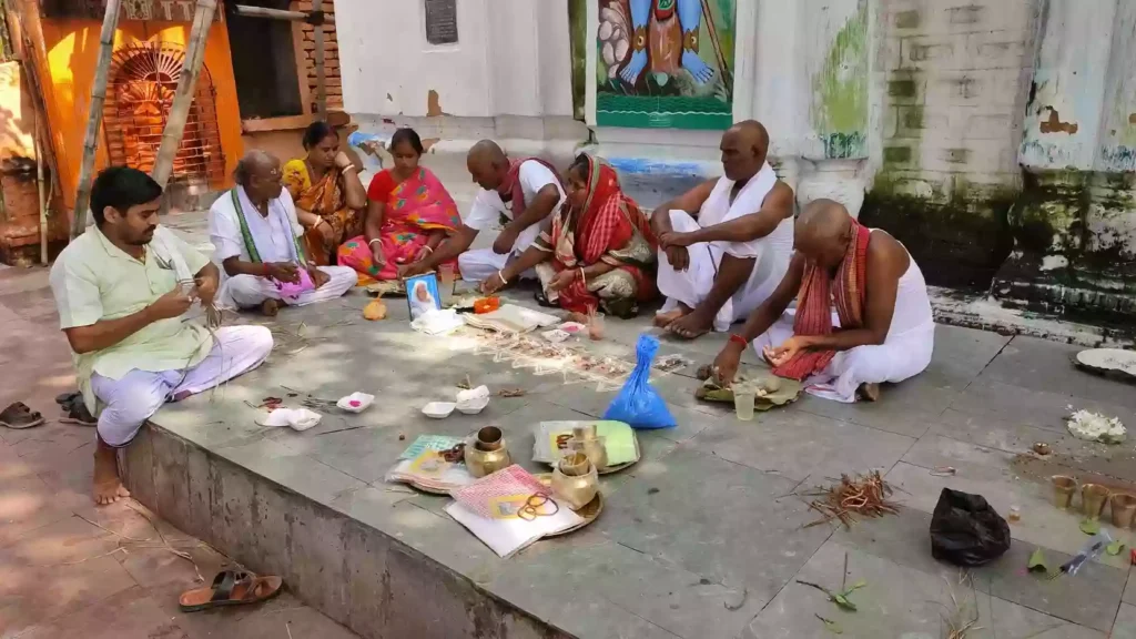 Why is performing Shraddh specifically in Gaya considered uniquely important above all other places?