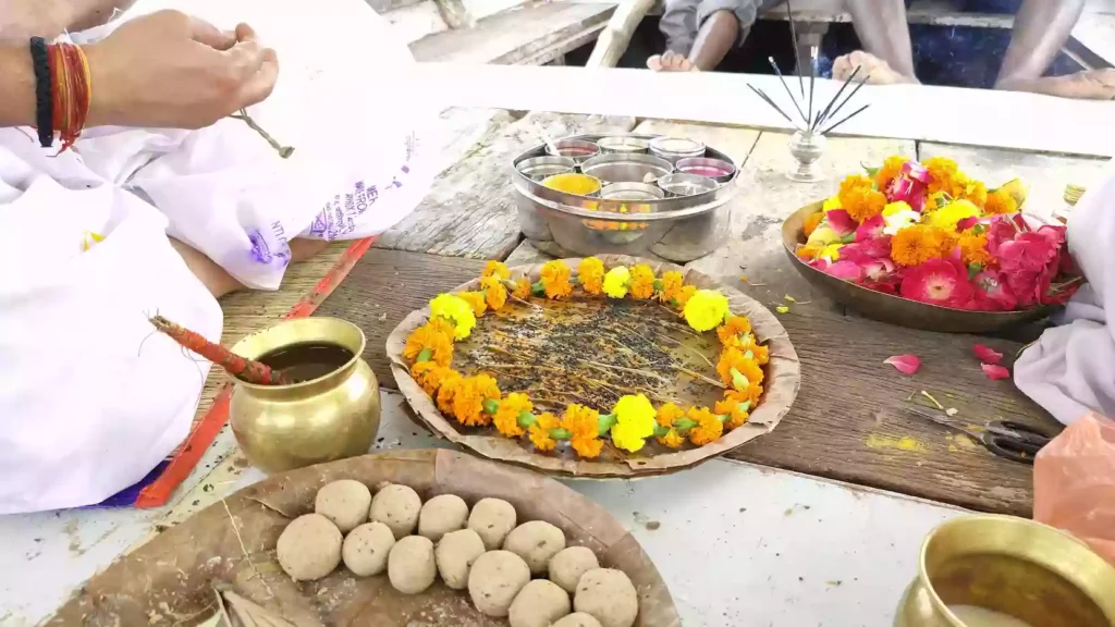 How long does the Shradh ceremony typically take at the Triveni Sangam?