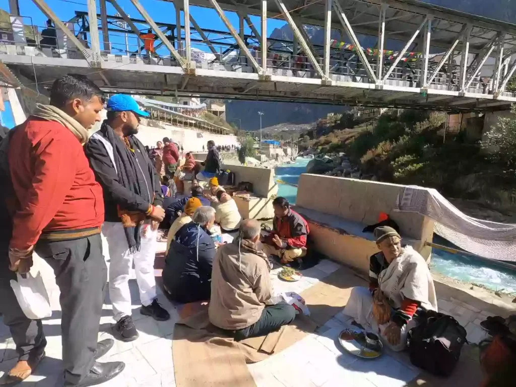 Who can perform Pind Daan at Brahmakapal?