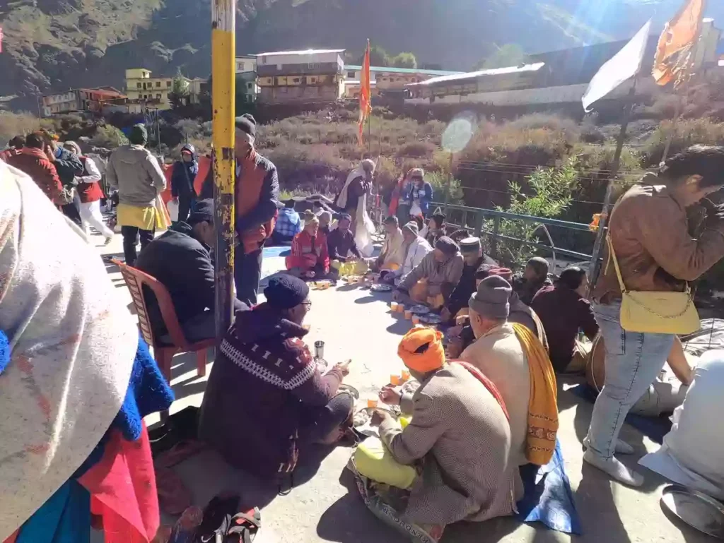 Do I need to book the ritual space or Pandit in advance for Brahmakapal?