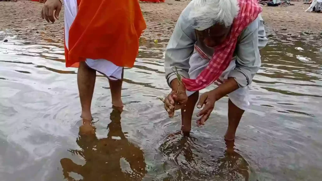 What Samagri are commonly required for Tarpan in Gaya?