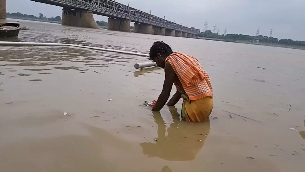 Why is Prayagraj Triveni Sangam the most significant place for Tarpan?