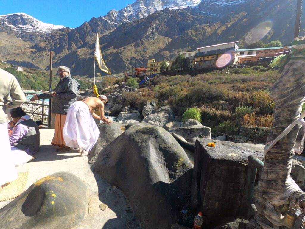 Why is performing Tarpan at Brahmakapal Badrinath considered special?