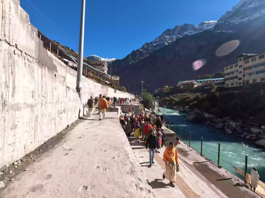 Who is obligated to perform the rituals during Pitru Paksha?