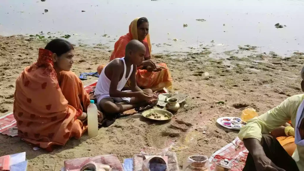 Can women perform the rituals for Pitru Paksha?