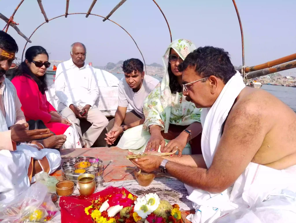 Are there specific important Mantras chanted during Asthi Visarjan?