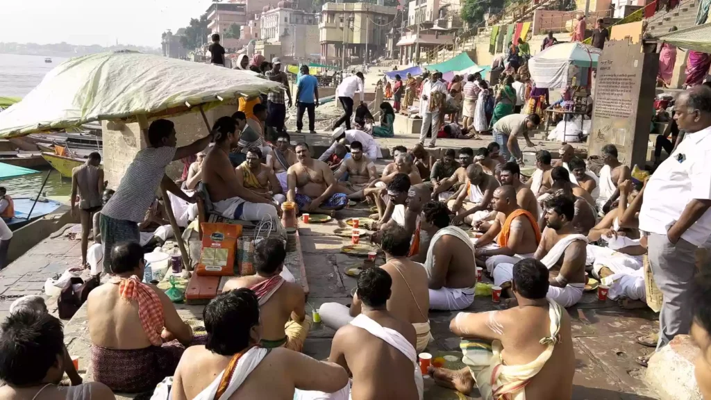Can Asthi Visarjan be combined with other rituals like Shradh or Pitru Dosh Nivaran Puja in the same trip to Varanasi?