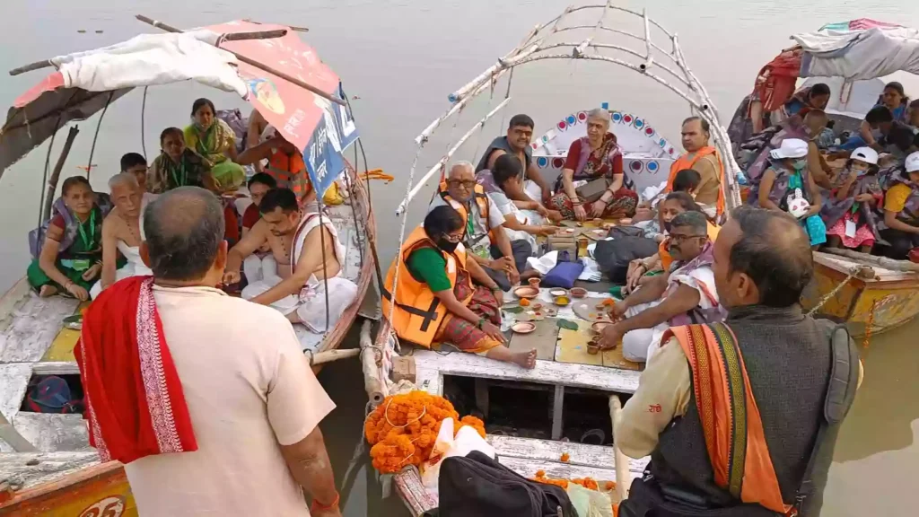How long does the Veni Daan ceremony typically take in Prayagraj?
