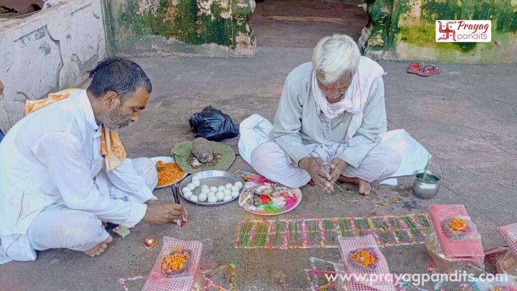 How can I find and book a reliable pandit for Narayan Bali in Gaya?