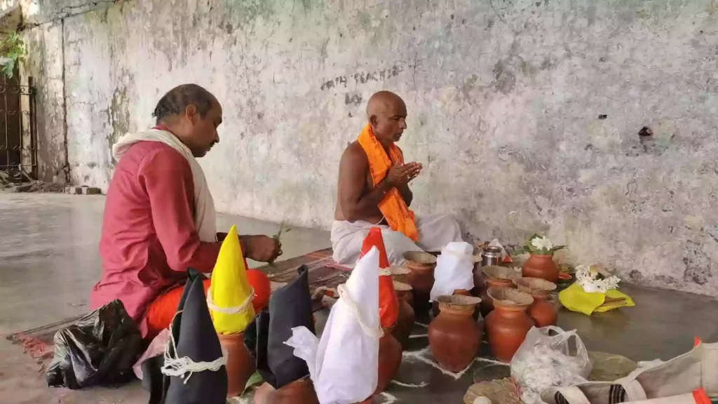 What makes Triveni Sangam so crucial for Narayan Bali in Prayagraj?