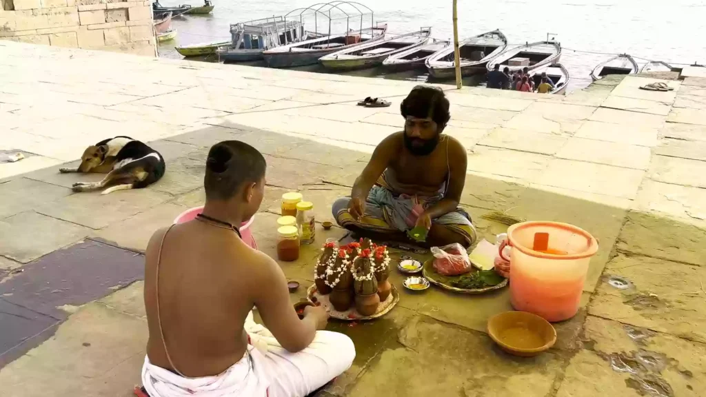 What is the approximate cost of Narayan Bali Puja in Varanasi?