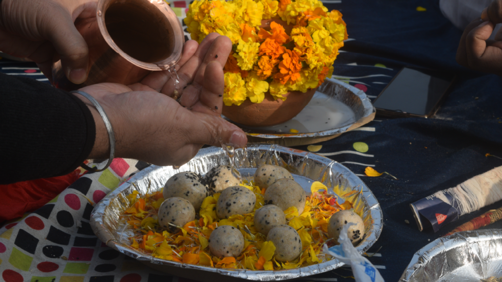 Who can perform Pind Daan in Haridwar?