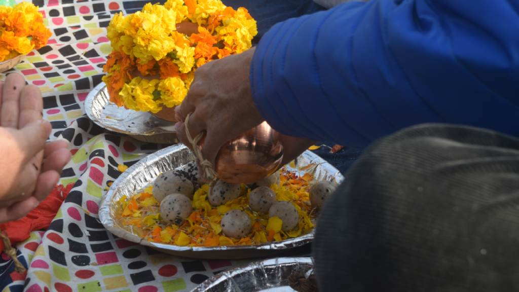 How much does Pind Daan typically cost in Haridwar?