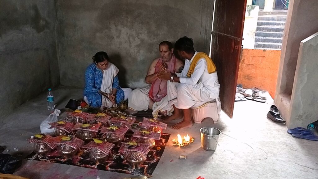 Who should perform Narayan Bali Puja in Haridwar?