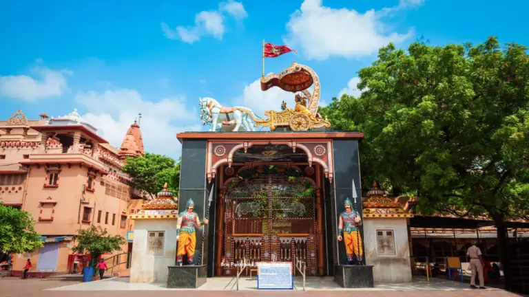 Temple visit during Braj Yatra