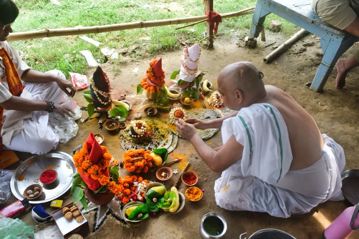 Tripindi Shradh ritual being performed by experienced priests — a special ancestral ceremony in Hindu tradition
